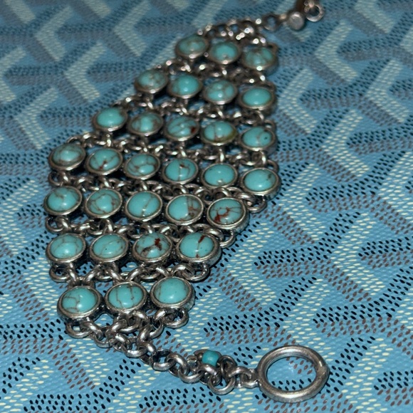 Elegant Silver and Turquoise Bracelet - Picture 3 of 3